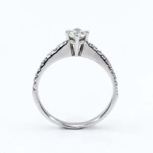solitaire Diamond Ring with 18k White Gold